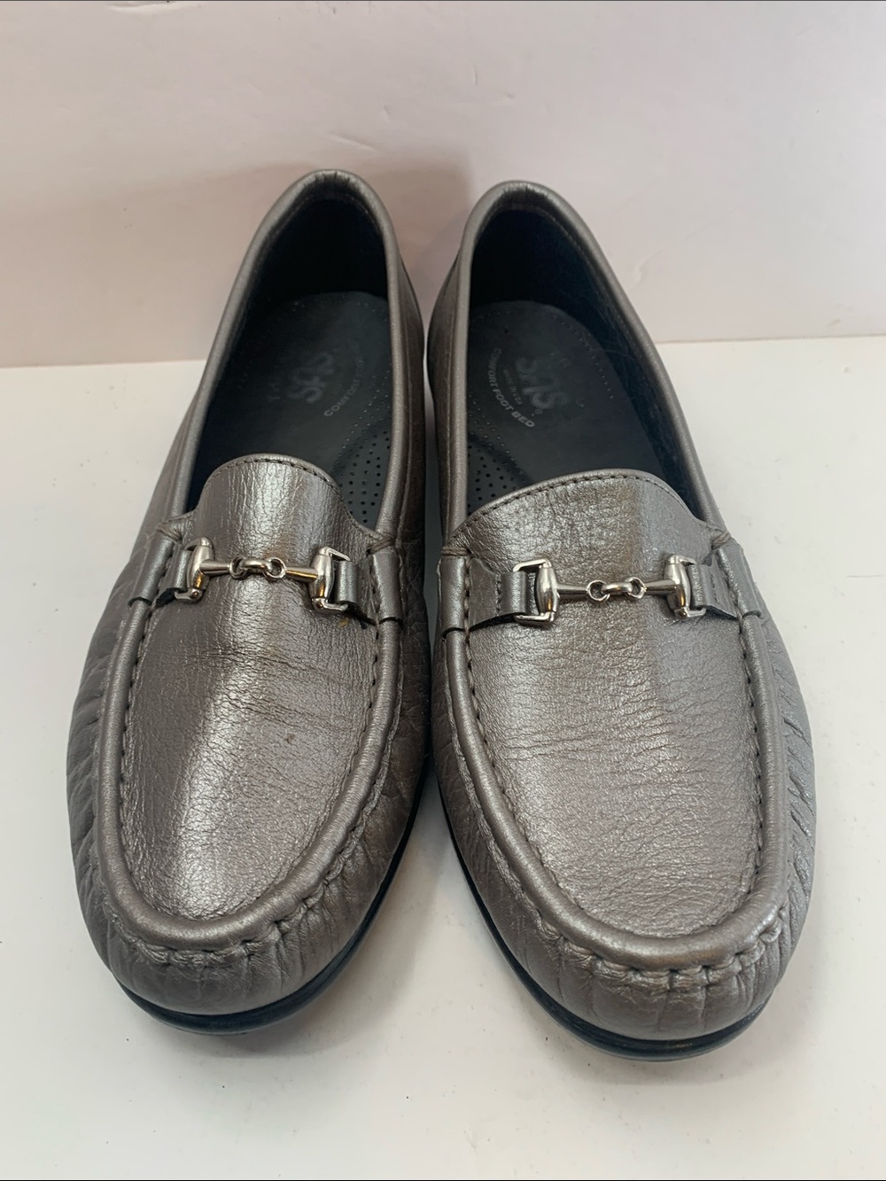 SAS Women’s Metallic Gray Leather Metro Comfort Bit Loafers – Size 8W